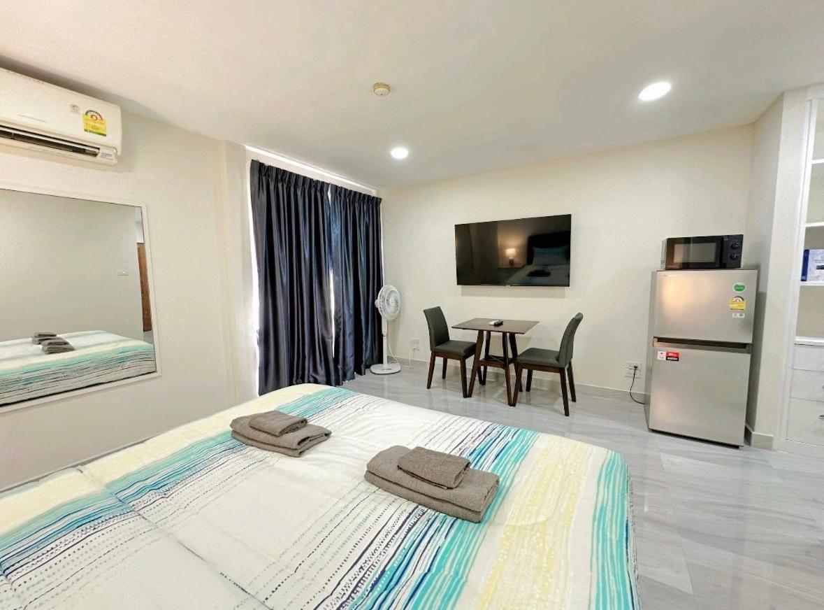 Studio Apartment Diana Estate Condominium Pattaya Exterior foto